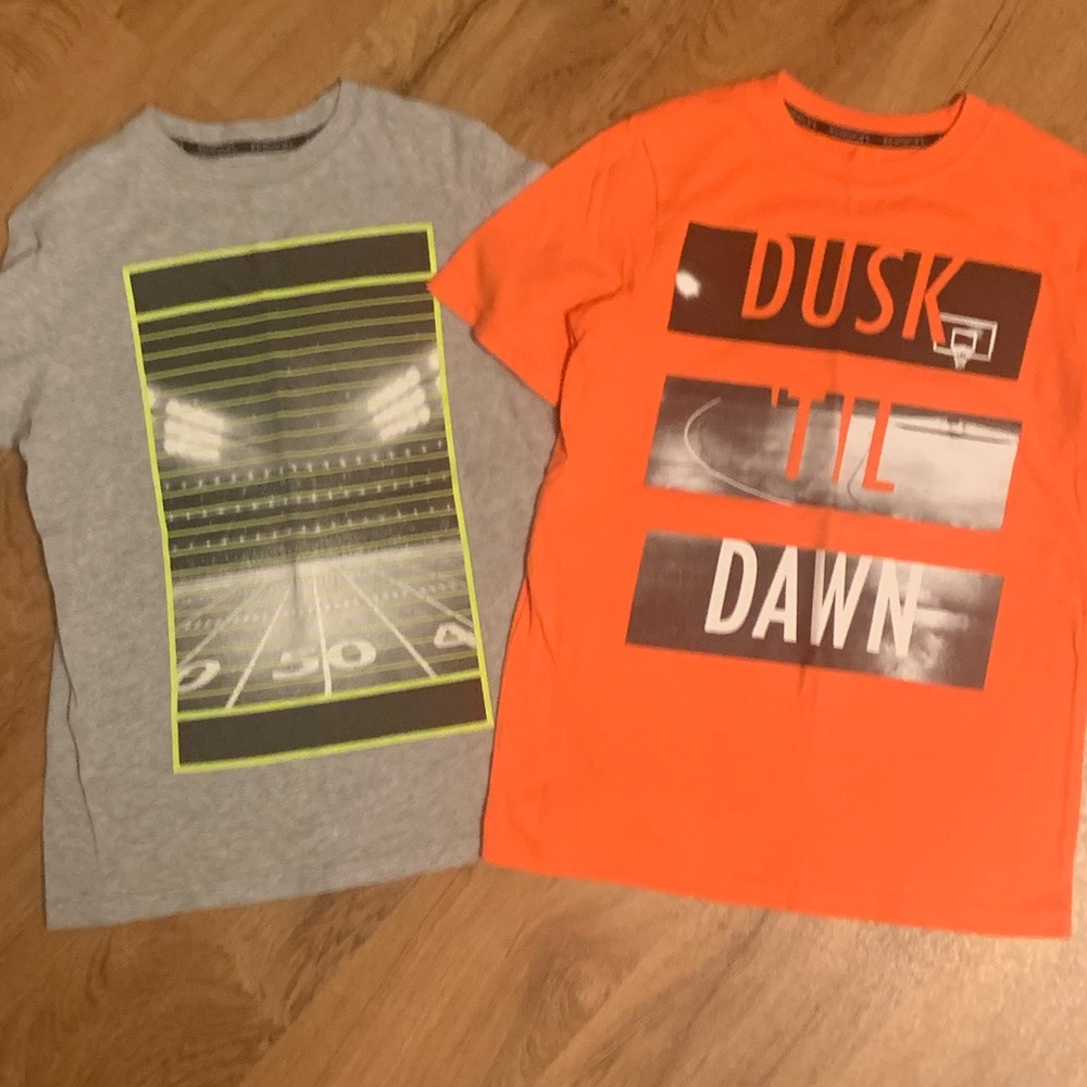 Bundle of 2 boys tees